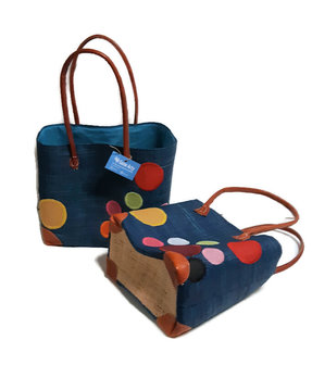 Fairtrade mandtassen blauw met stippen - Gone Arty