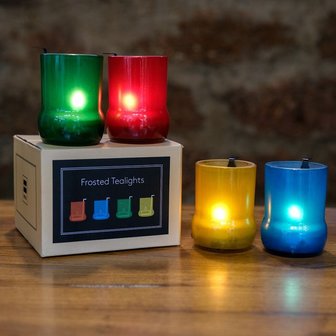 I was Frosted Tealights, theelichtjes van gerecyclede flesjes