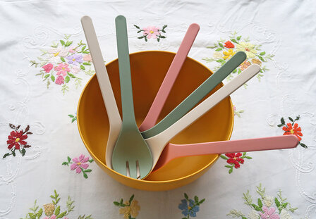 Verkooppunt GreenPicnic - Veggie Salad Servers in diverse kleuren van Zuperzozial