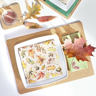 Milieuvriendelijke servetten met herfstbladeren print bij Greenpicnic