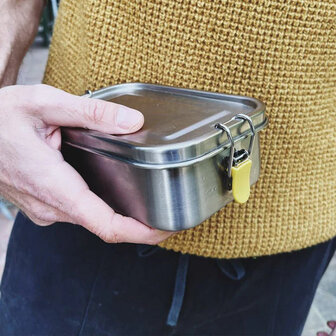 Ekobo RVS lunchbox met siliconen binnenbakje bij Greenpicnic