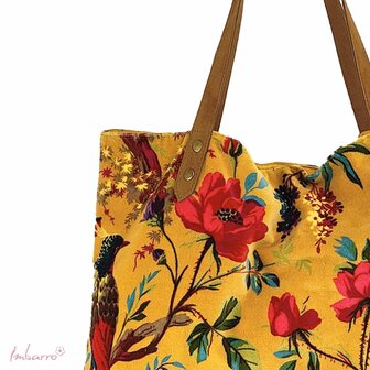 Detail Imbarro Paradise Velvet Shopper Yellow bij Greenpicnic