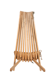 Ecochair inklapbare tuinstoel van hout en touw.