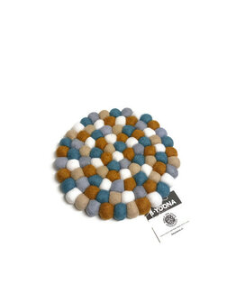 Beyoona vilten bolletjes onderzetter, fairtrade bij Greenpicnic