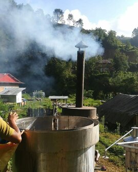 Productie natuurlijke zeep van Koseli in Nepal