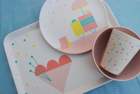 green picnic, bamboe servies met dienblad