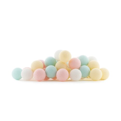 Fairtrade lichtbollen slinger van Cotton Ball Lights Pastel bij GreenPicnic 