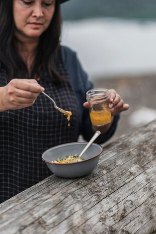 Sfeerfoto Barebones enamel bowl - GreenPicnic