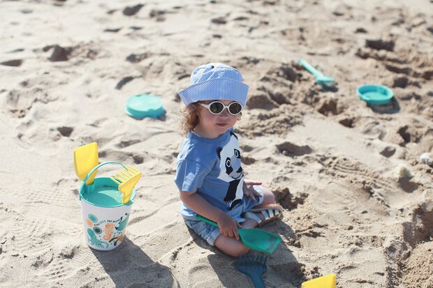 Strandset van natuurlijk materiaal Greenpicnic