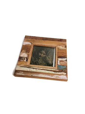 Senaat Opsommen Goed gevoel Vierkante fotolijst van gerecycled sloophout kopen? Fairtrade Photo frame -  GreenPicnic