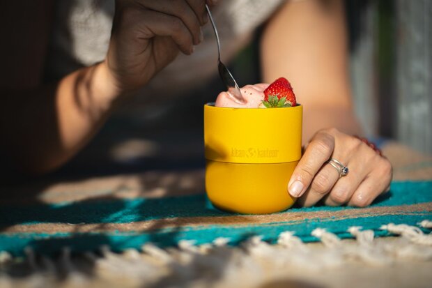 Okergele thermosbekers van Klean Kanteen bij Greenpicnic