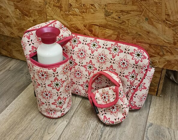 Keep Leaf Floral serie van biologisch katoen bij Greenpicnic