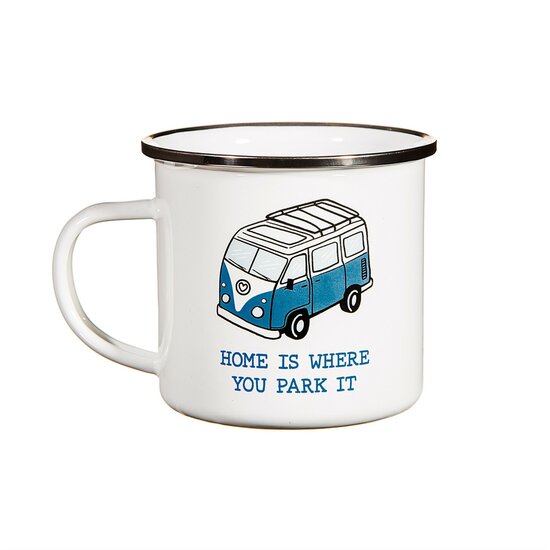 Witte mok van emaille met opdruk 'Home is where you park it' van Sass & Belle