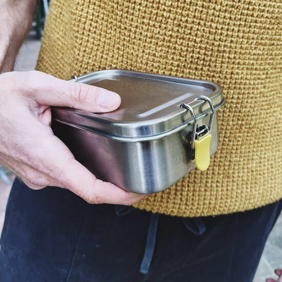 Ekobo RVS lunchbox met siliconen binnenbakje bij Greenpicnic