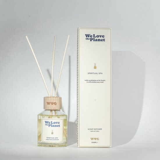 We love the planet diffuser spiritual spa bij Greenpicnic