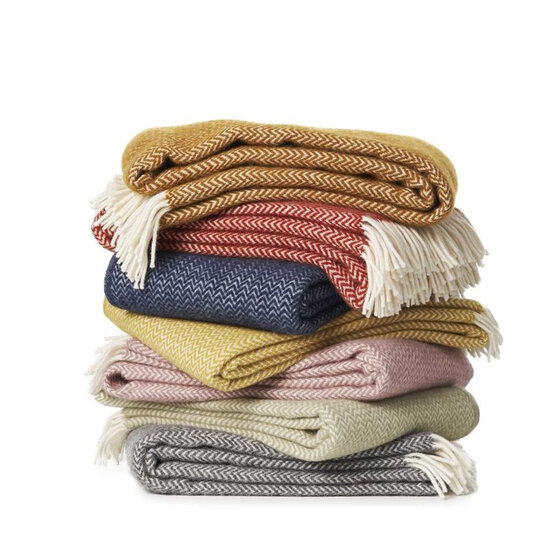 GreenPicnic - Chevron serie lamswollen dekens van Klippan