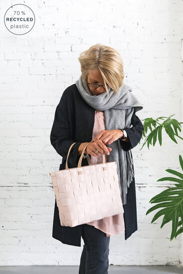 Handed By Petite handtas zachtroze