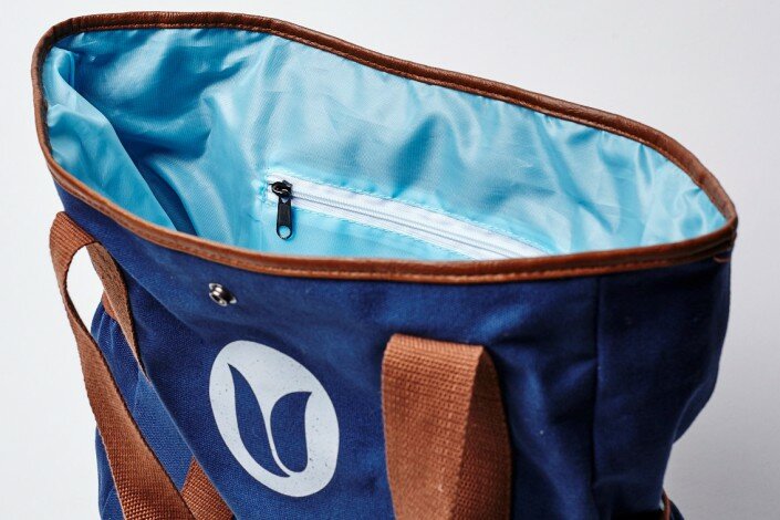 Blauwe Tulper tas donkerblauw met bruin.