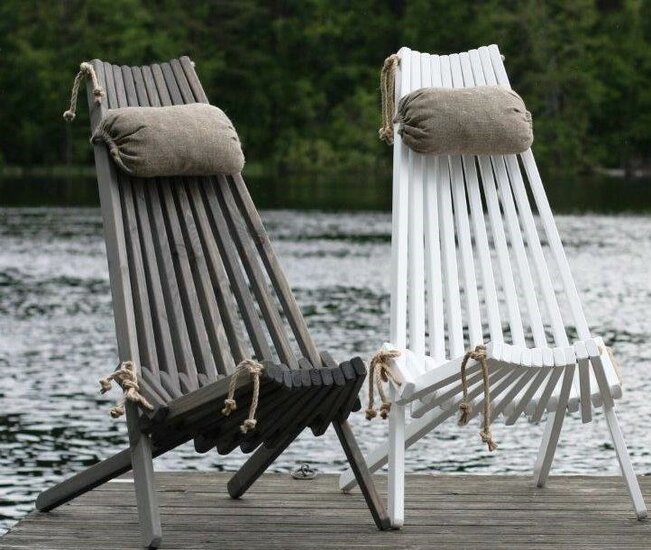 Ecochair van Ecofurn in dennenhout wit of grijs