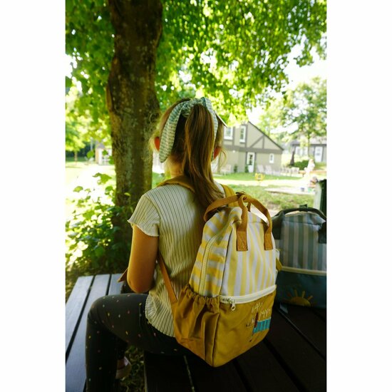 R-PET rugtasje met teckel print van The Cotton Cloud