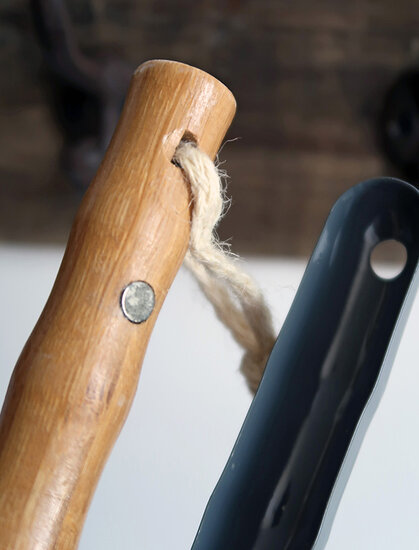 Magneet van Cabanaz Dustpan and Brush Grey