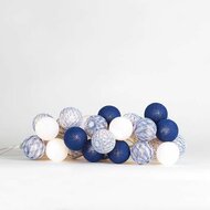 Fairtrade sfeerverlichting Delfts blauw, Cotton Ball Lights bij GreenPicnic