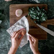 Abeego bijenwasdoek om voedsel te verpakken