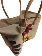 Fairtrade natuurlijke mandtas met bloemen en afsluithoes