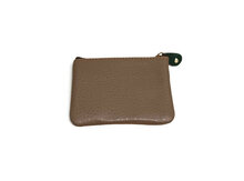 Achterkant Fairtrade portemonnee van restleer