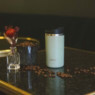 Groene Travel Mug van Qwetch