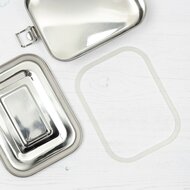 Lekbestendige broodtrommel van duurzaam roestvrij staal, lekbestendig met siliconen binnenrand