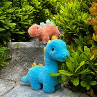 Zachte en duurzame dinosaurus knuffels van gerecycled plastic