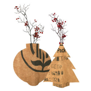 Bottle vase X-mas, kerstboom hoes van theezakken