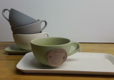 Bamboe servies van... bamboe? Bamboe servies van... bamboe?