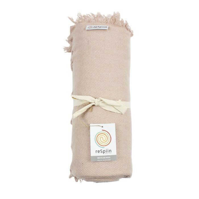 ReSpiin gerecycled wollen deken met franjes - Dusty Pink