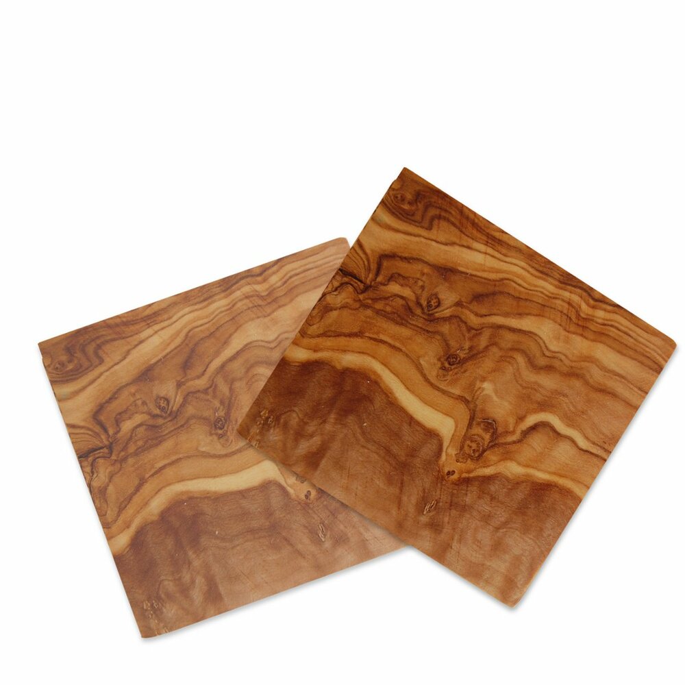 Olijfhouten glasonderzetter vierkant 9cm, set van 4. Olijfhouten glasonderzetter vierkant 9cm, set van 4.
