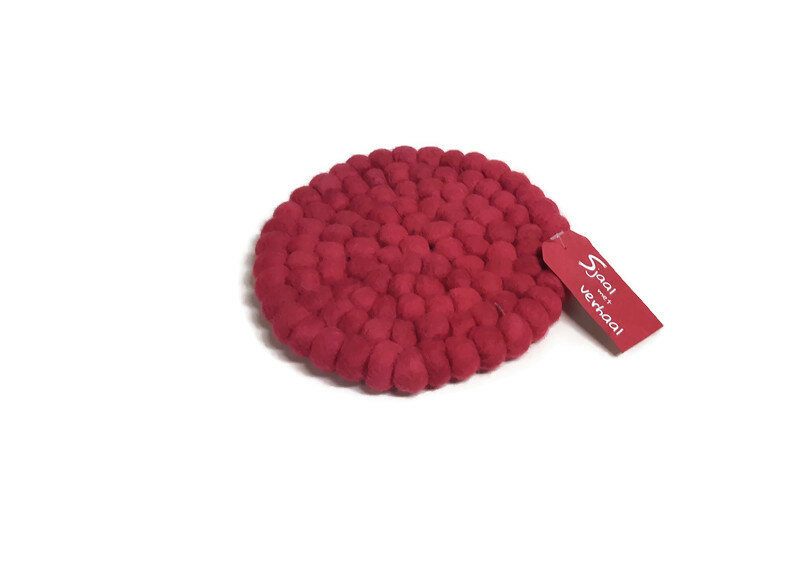 FairTrade vilten onderzetter van Sjaal met Verhaal, rond 21cm roze FairTrade vilten onderzetter van Sjaal met Verhaal, rond 21cm roze