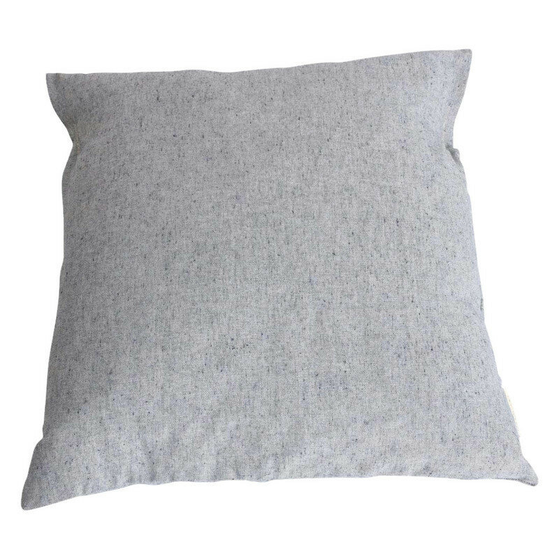 Upcycled Denim Square Cushion Light Blue, inclusief vulling.