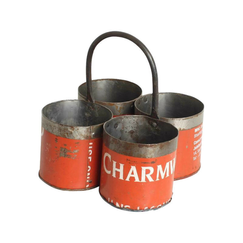 Vegetable holder scrapmetal 4 cups Vegetable holder scrapmetal 4 cups