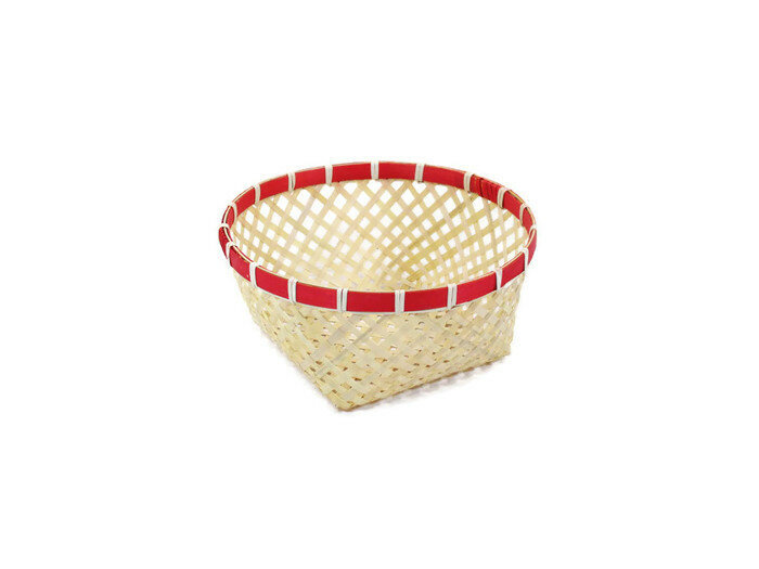 FairTrade rond mandje van naturel bamboe met rode band