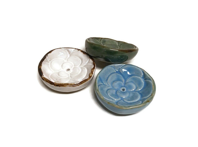 Fairtrade keramieken wierookhouder - Wit, blauw of turquoise