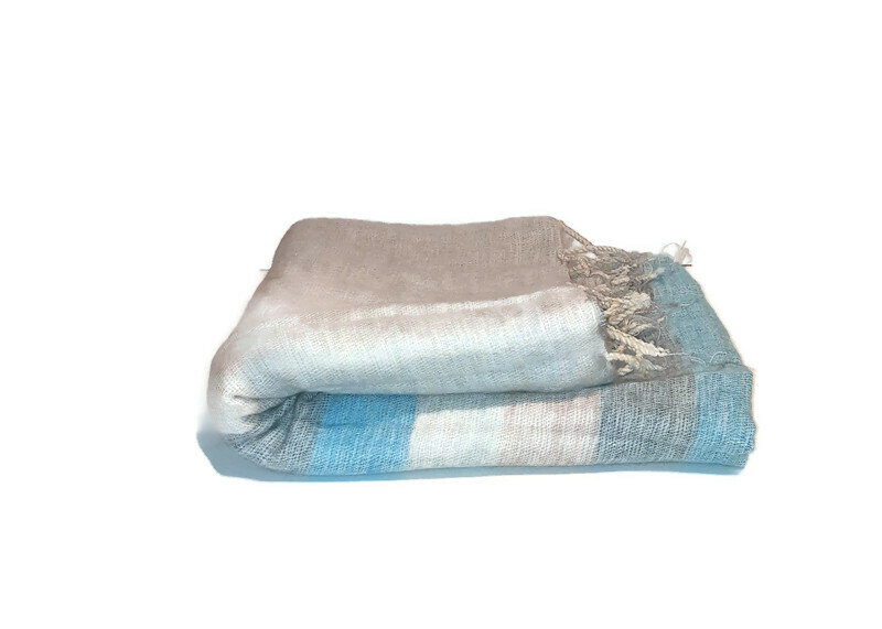 Sjaal met Verhaal plaid Ibiza, blauw-crème gestreept 