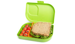 Ajaa Lunchbox van 100% recyclebaar Bioplastic in groen. Ajaa Lunchbox van 100% recyclebaar Bioplastic in groen.